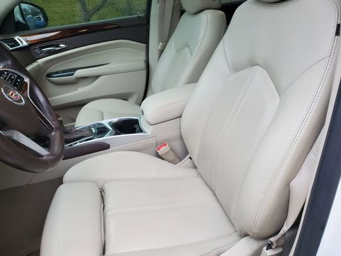 Used 2015 Cadillac SRX Luxury w/ Driver Awareness Package image 13