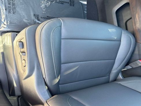 New 2026 GMC Sierra 1500 SLT w/ SLT Premium Plus Package image 15