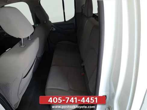 Used 2020 Nissan Frontier SV w/ Midnight Edition Floor Mats RWD image 22