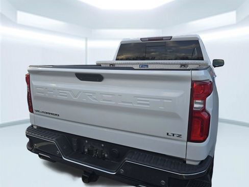 Used 2019 Chevrolet Silverado 1500 LTZ w/ LTZ Plus Package image 13