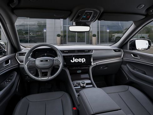 New 2026 Jeep Grand Cherokee Limited AWD/4WD image 15