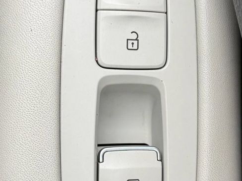 Used 2021 Hyundai Sonata SEL FWD image 34