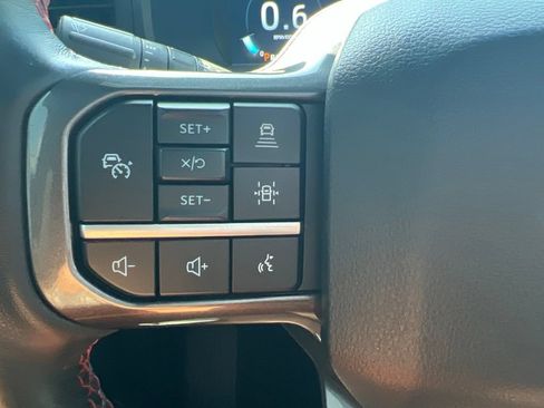 Used 2024 Ford Expedition Limited AWD/4WD image 29