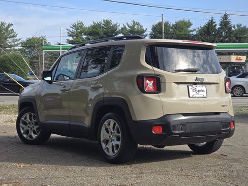 Used 2015 Jeep Renegade Latitude FWD image 5