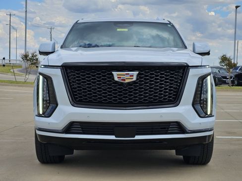 Certified 2026 Cadillac Escalade Sport AWD/4WD image 6
