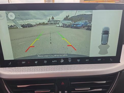 Certified 2025 Ford Escape Platinum AWD/4WD image 31