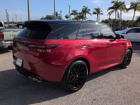 Used 2025 Land Rover Range Rover Sport Dynamic SE AWD/4WD image 5