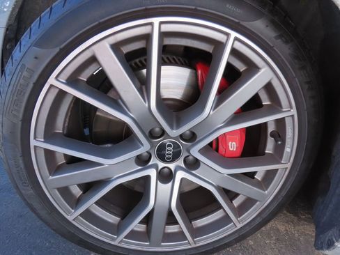 Used 2021 Audi S4 Premium Plus w/ Premium Plus Package image 15