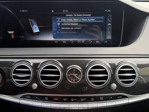 Used 2020 Mercedes-Benz S 560 S 560 image 32