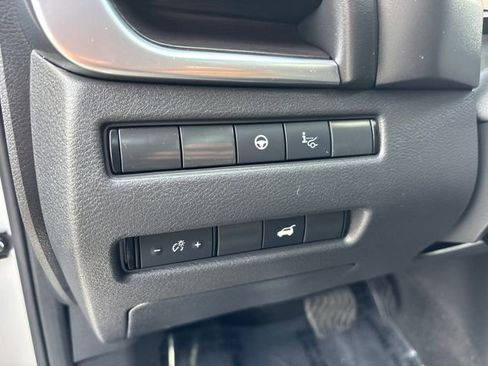 Used 2021 Nissan Rogue Platinum FWD image 17