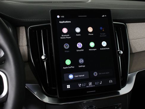 New 2026 Volvo XC90 T8 Plus w/ Protection Package Premier AWD/4WD image 6