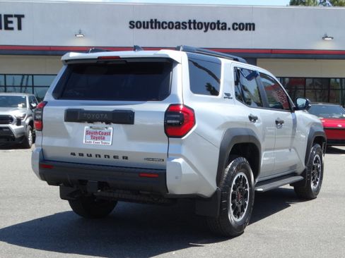 New 2026 Toyota 4Runner TRD Off-Road Premium AWD/4WD image 5