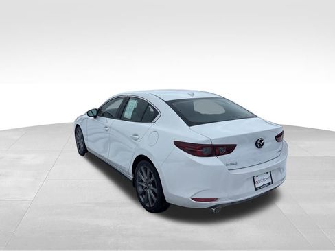 Used 2019 MAZDA MAZDA3 Sedan w/ Premium Package image 8