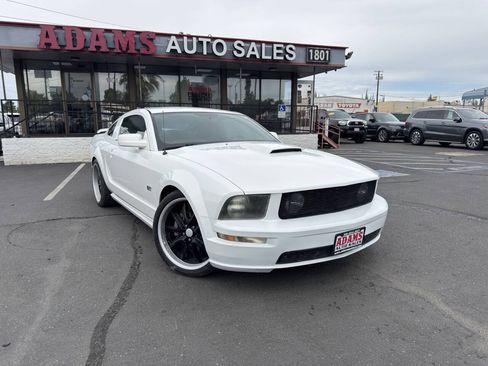 Used 2007 Ford Mustang GT Premium RWD image 1