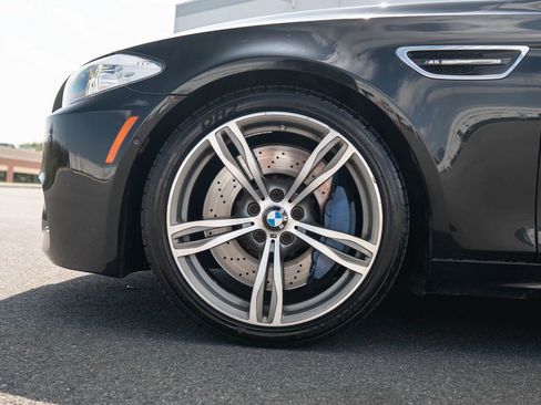 Used 2013 BMW M5 w/ Executive Pkg image 14