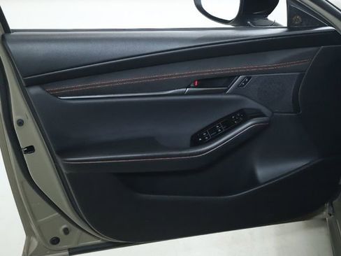 Certified 2025 MAZDA MAZDA3 Carbon image 25