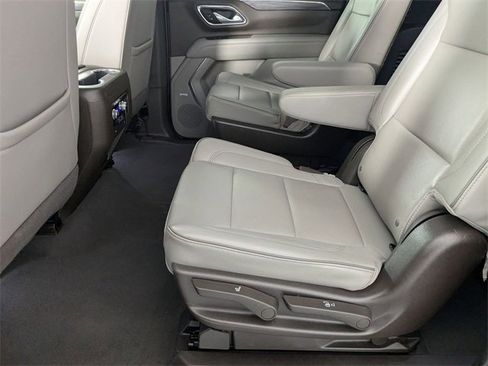 Certified 2023 GMC Yukon XL SLT image 27