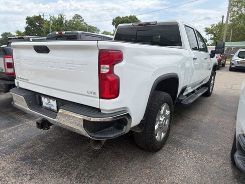 Used 2022 Chevrolet Silverado 2500 LTZ w/ LTZ Texas Edition AWD/4WD image 3