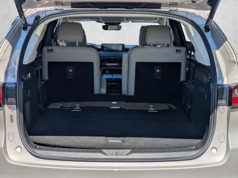 Used 2024 MAZDA CX-90 Plug-In Hybrid w/ Premium Pkg image 9