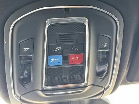 Used 2024 Jeep Grand Cherokee L Laredo RWD image 45