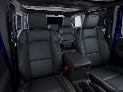New 2026 Jeep Wrangler Unlimited Sahara AWD/4WD image 16