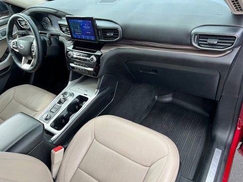Used 2022 Ford Explorer Limited w/ Equipment Group 301A image 20