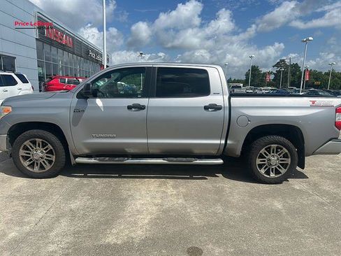 Used 2016 Toyota Tundra SR5 w/ SR5 Upgrade Package RWD image 4