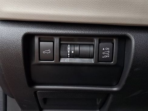 Used 2026 Subaru Forester Premium AWD/4WD image 27