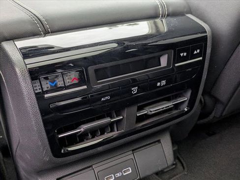 Used 2023 Acura MDX FWD w/ Technology Package image 18