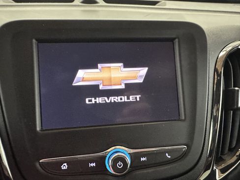 Used 2023 Chevrolet Equinox RS image 46