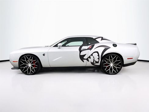 Used 2023 Dodge Challenger SRT Hellcat w/ Driver Convenience Group image 4