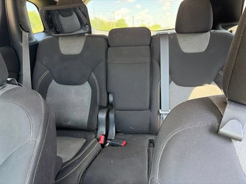 Used 2014 Jeep Cherokee Latitude FWD image 13