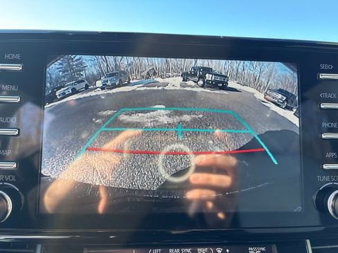 Used 2024 Toyota Sienna XSE image 32