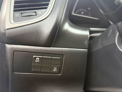 Used 2017 MAZDA MAZDA3 Touring FWD image 22