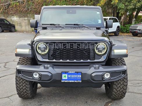 Used 2024 Jeep Wrangler Sport image 8