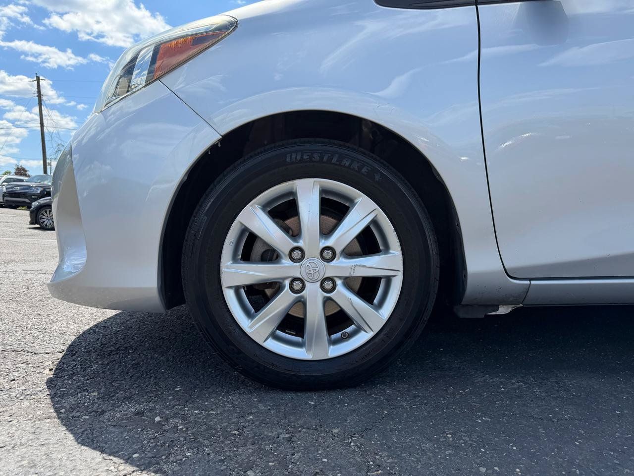 Used 2015 Toyota Yaris LE FWD image 24