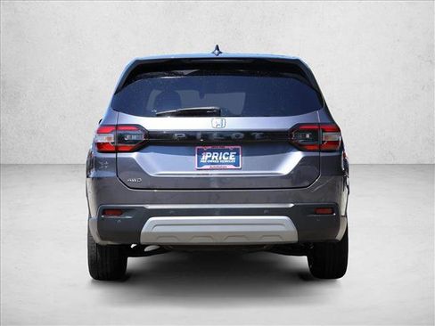 Used 2023 Honda Pilot EX-L image 6