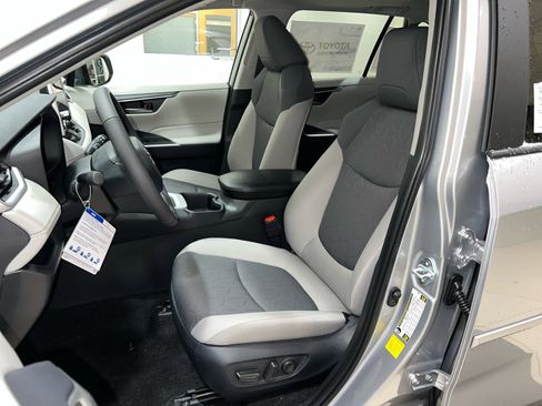 New 2025 Toyota RAV4 XLE w/ Convenience Package image 14