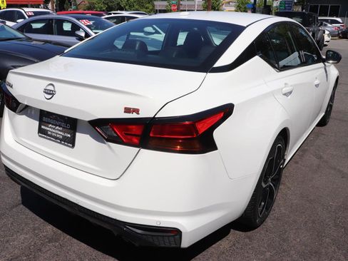 Used 2024 Nissan Altima 2.5 SR FWD image 5