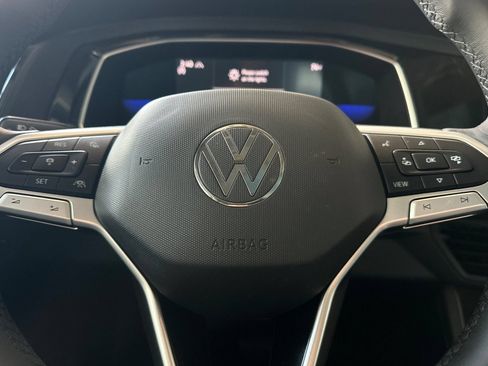 Used 2022 Volkswagen Jetta SE w/ Panoramic Sunroof Package FWD image 22