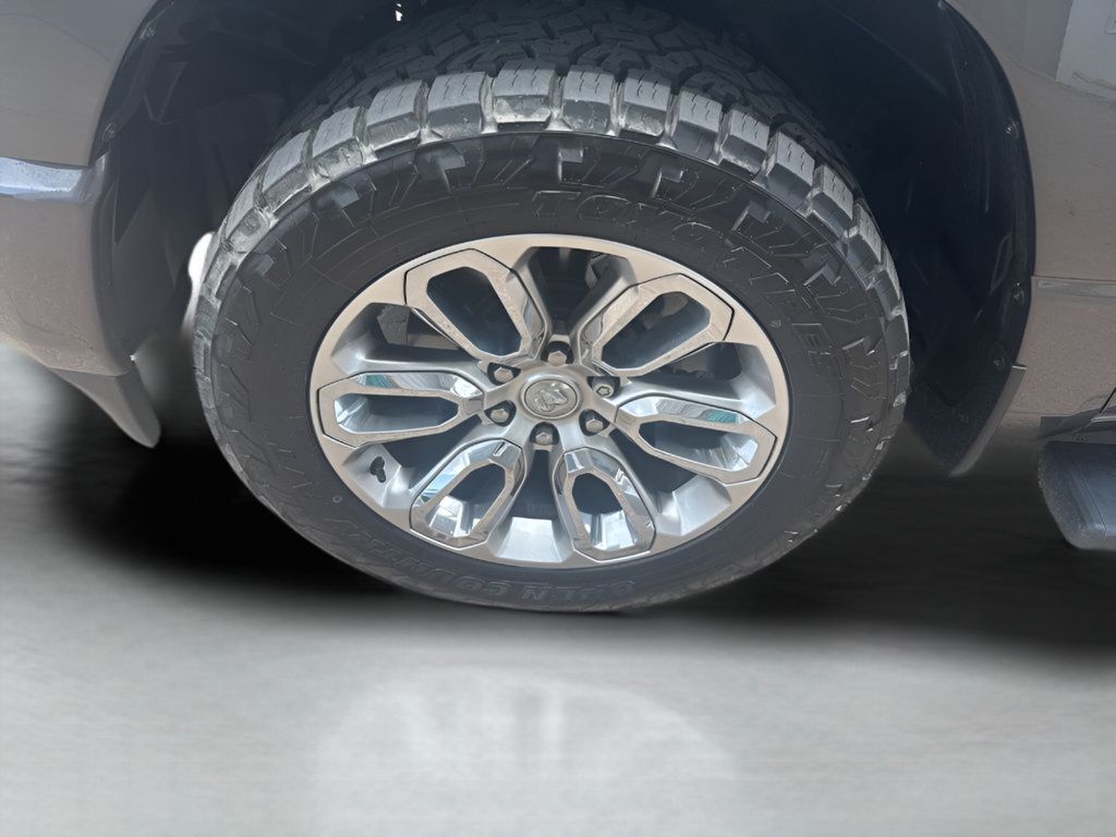 Used 2023 RAM 1500 Laramie AWD/4WD image 22