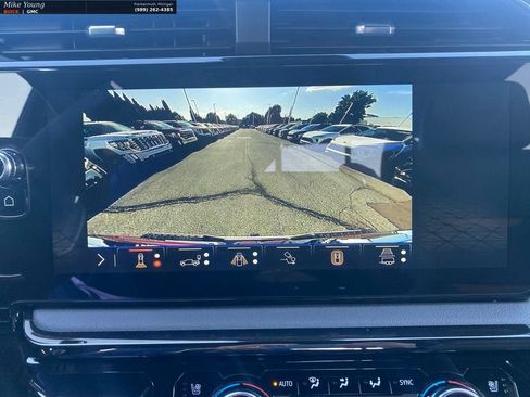 New 2026 GMC Sierra 2500 AT4 w/ AT4 Premium Plus Package AWD/4WD image 22