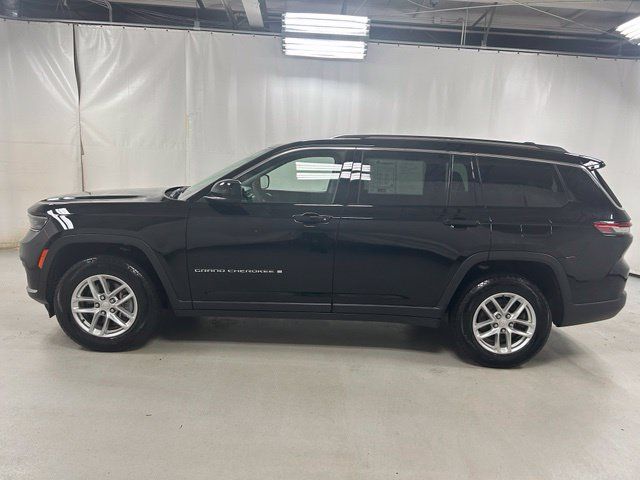 Used 2023 Jeep Grand Cherokee L Laredo w/ Luxury Tech Group I AWD/4WD image 8