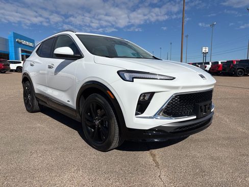 Used 2026 Buick Encore GX Sport Touring w/ Comfort Package image 7