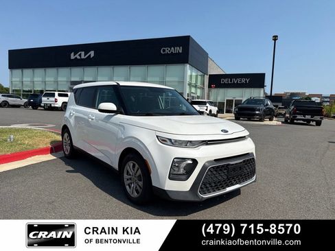 Used 2020 Kia Soul LX FWD image 1