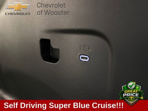 New 2026 Chevrolet Traverse High Country w/ LPO, Floor Liner Package AWD/4WD image 43