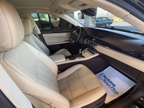 Used 2016 Lexus ES 350 image 26