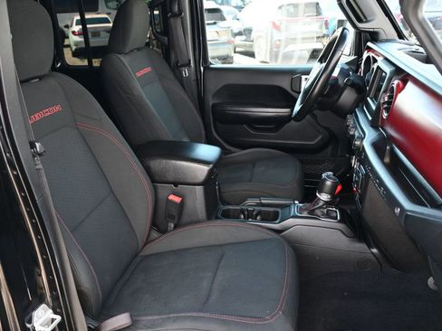 Used 2019 Jeep Wrangler Unlimited Rubicon AWD/4WD image 22