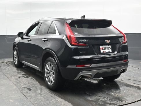 Used 2023 Cadillac XT4 Premium Luxury image 11
