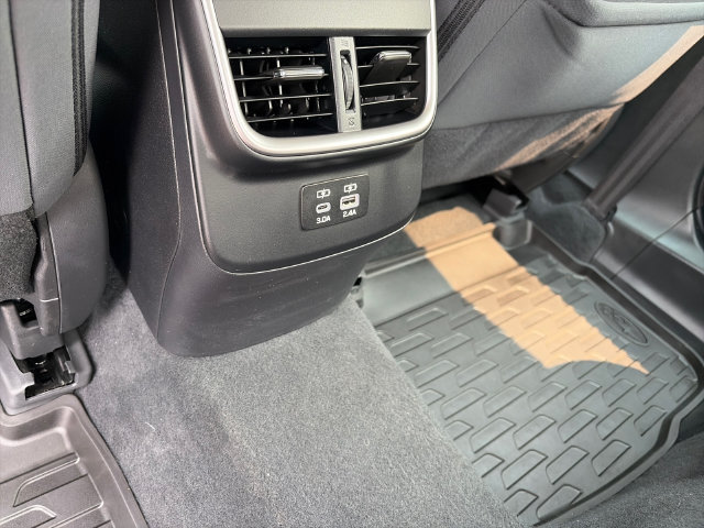 Used 2024 Subaru Legacy Premium AWD/4WD image 19